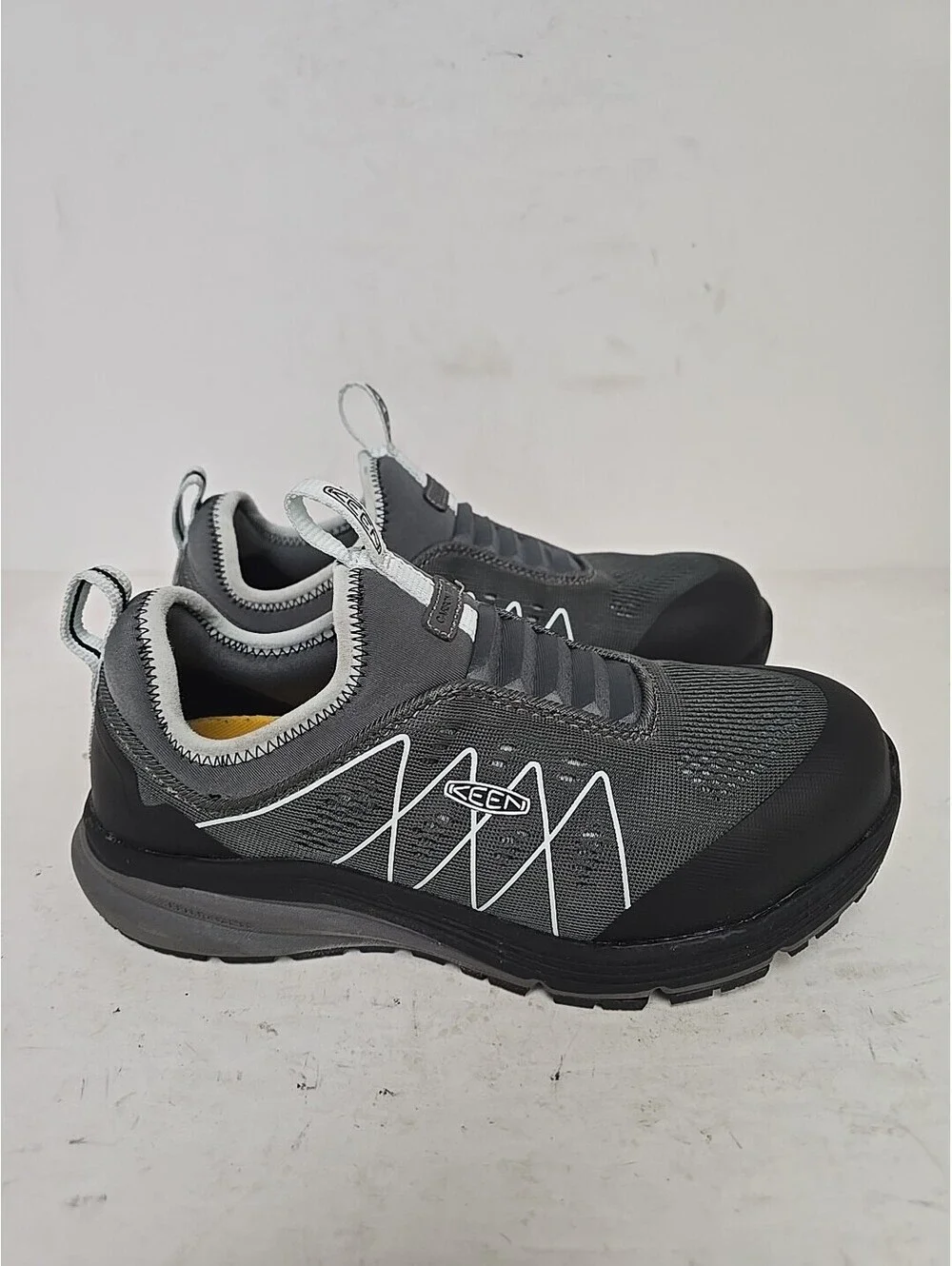 Keen Women's Vista Energy Shift Slip-On Composite Toe 1026367M Gray Size 6.5M